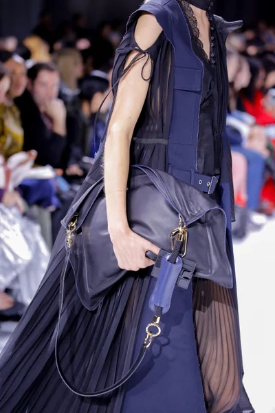 Look 61